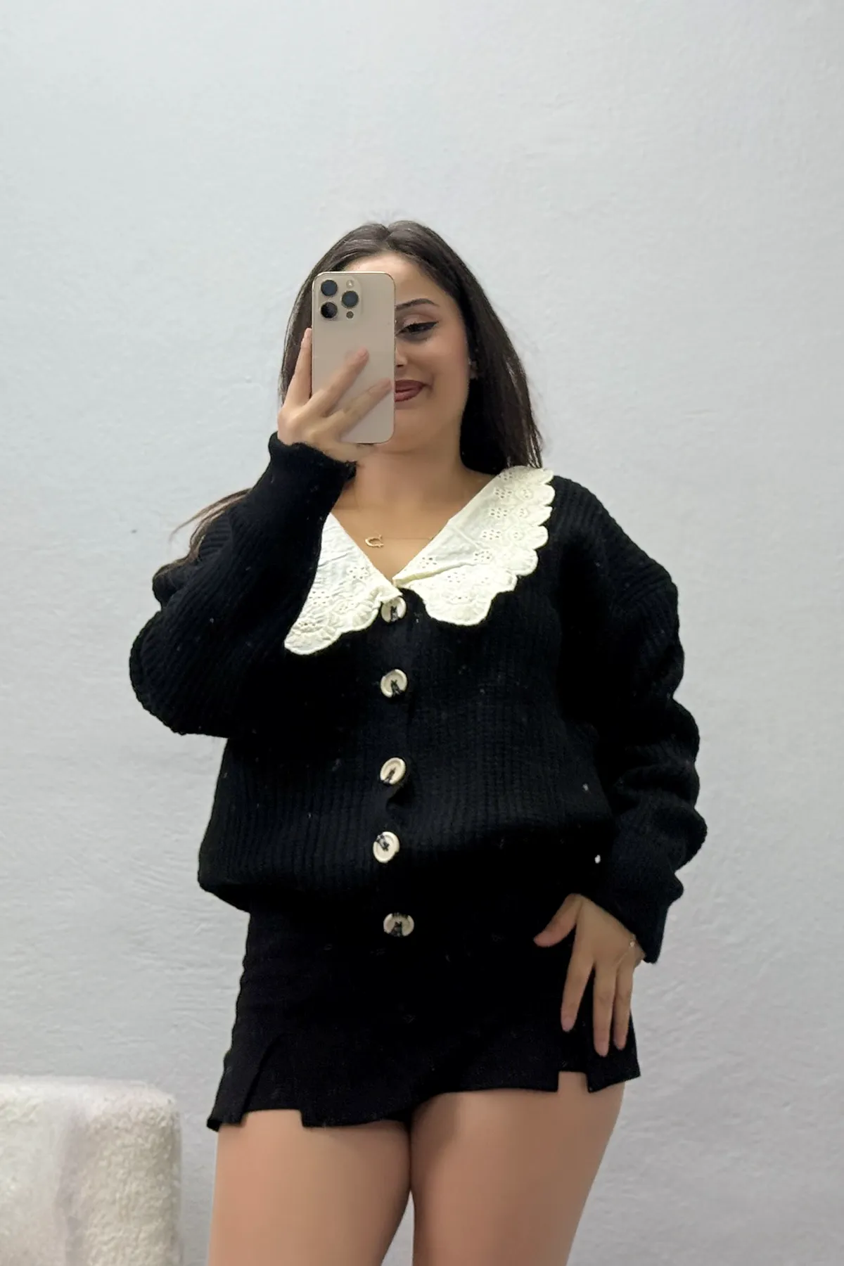 Kadın Bebe Yaka Düğmeli Triko Hırka Siyah