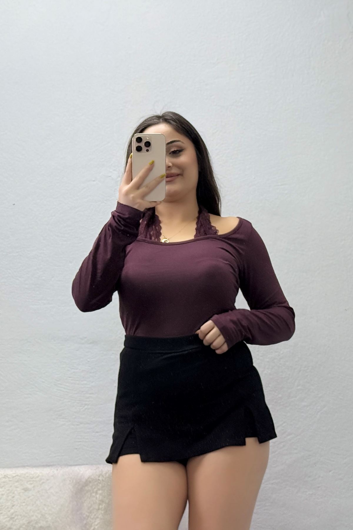Kadın Geniş Yaka Dantel Askısı Boydan Geçmeli Viskon Body Mürdüm