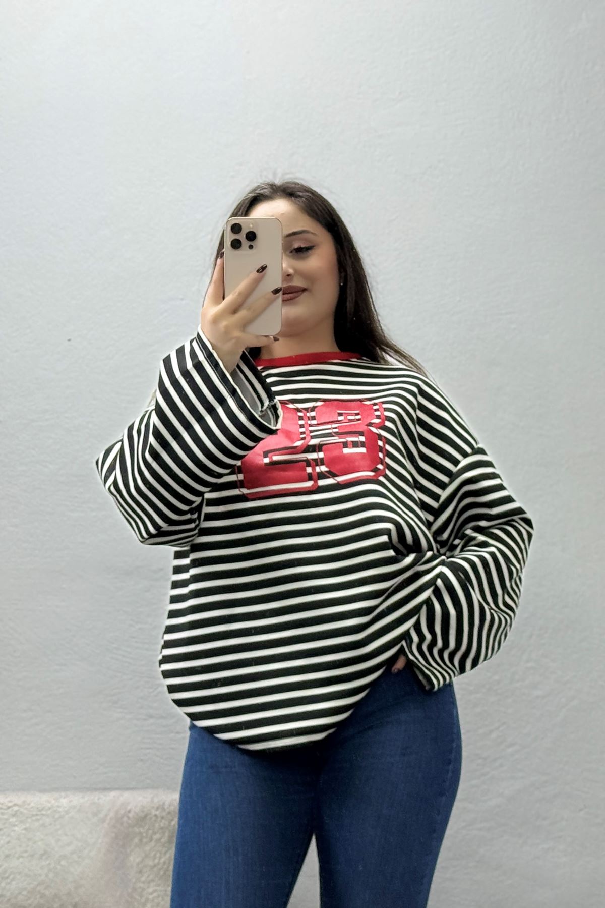 Kadın Çizgili Baskılı Bisiklet Yaka Sweatshirt Siyah